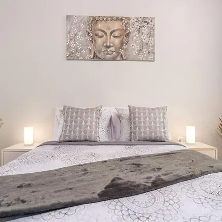 Apartman Marina View - Pool & Stunning Ocean View *