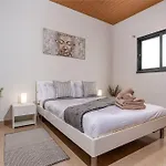 Apartament Marina View - Pool & Stunning Ocean View
