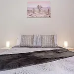 Marina View - Pool & Stunning Ocean View
