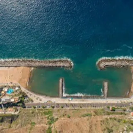 公寓 Marina View - Pool & Stunning Ocean View