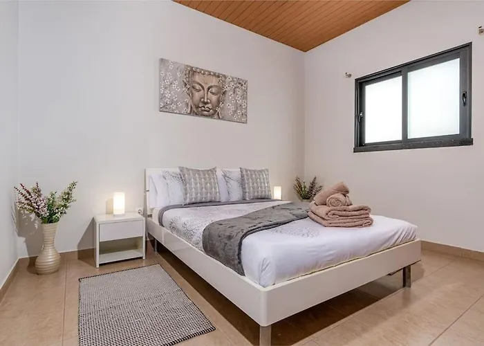 Apartmán Marina View - Pool & Stunning Ocean View