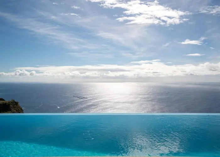 Lägenhet Marina View - Pool & Stunning Ocean View Calheta (Madeira)