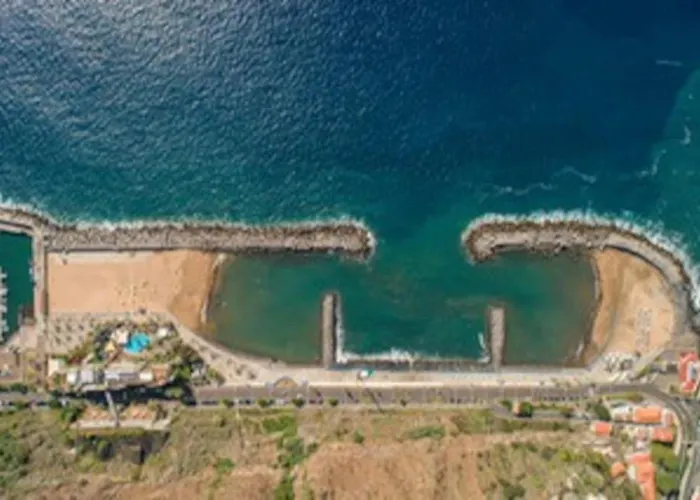 Lägenhet Marina View - Pool & Stunning Ocean View