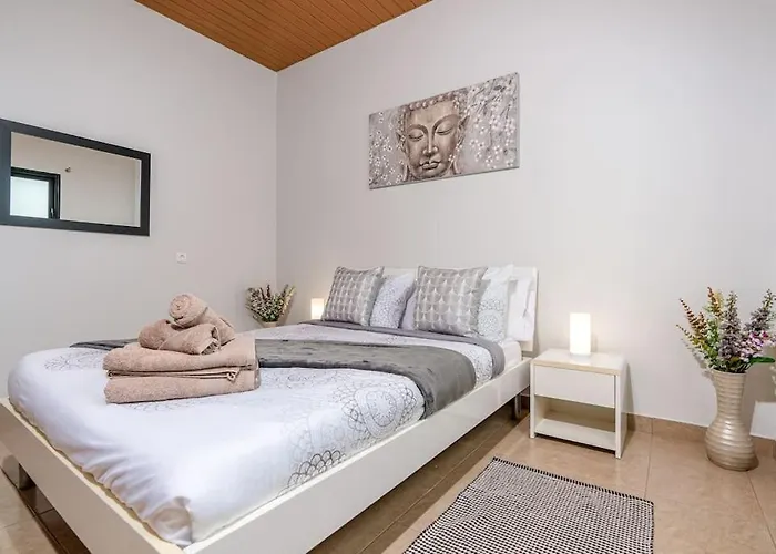 Marina View - Pool & Stunning Ocean View Apartmán Calheta (Madeira)