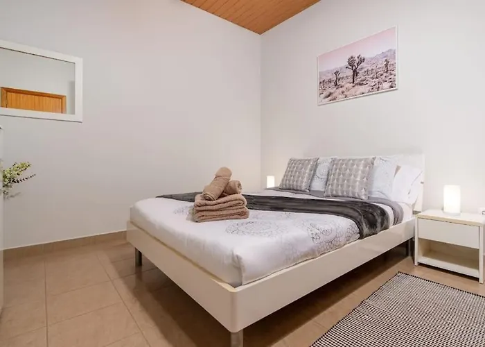 Marina View - Pool & Stunning Ocean View * Calheta (Madeira)