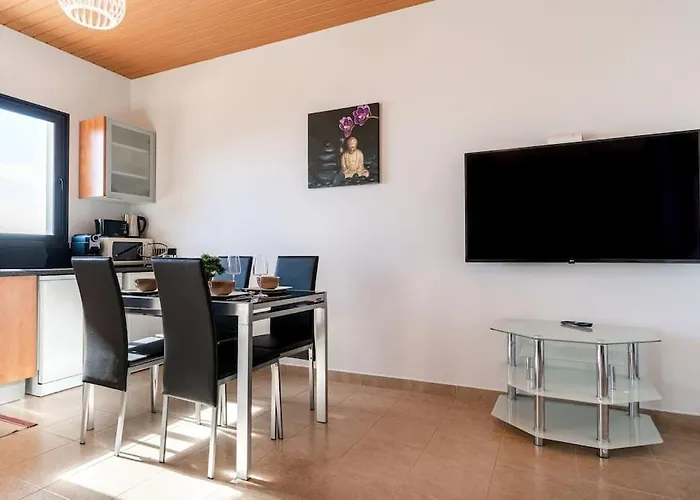 Marina View - Pool & Stunning Ocean View Apartmán Calheta (Madeira)